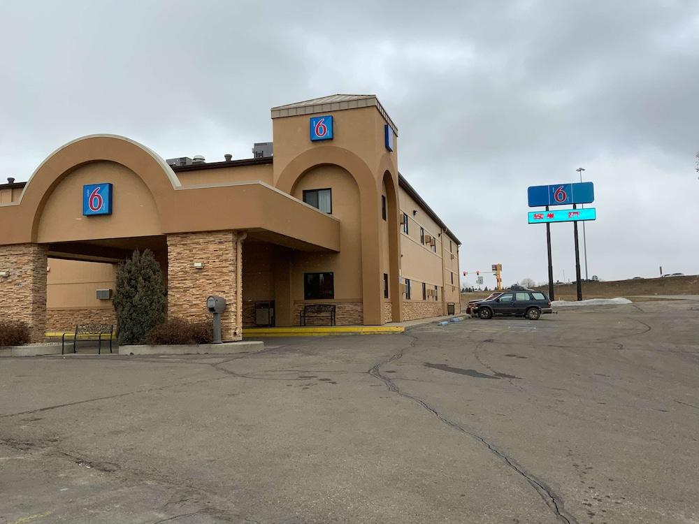 Motel 6 Minot, Nd Εξωτερικό φωτογραφία